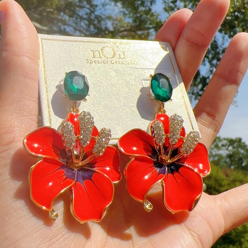 Noir orange flower crystals pistil green studs gold tone drop earrings